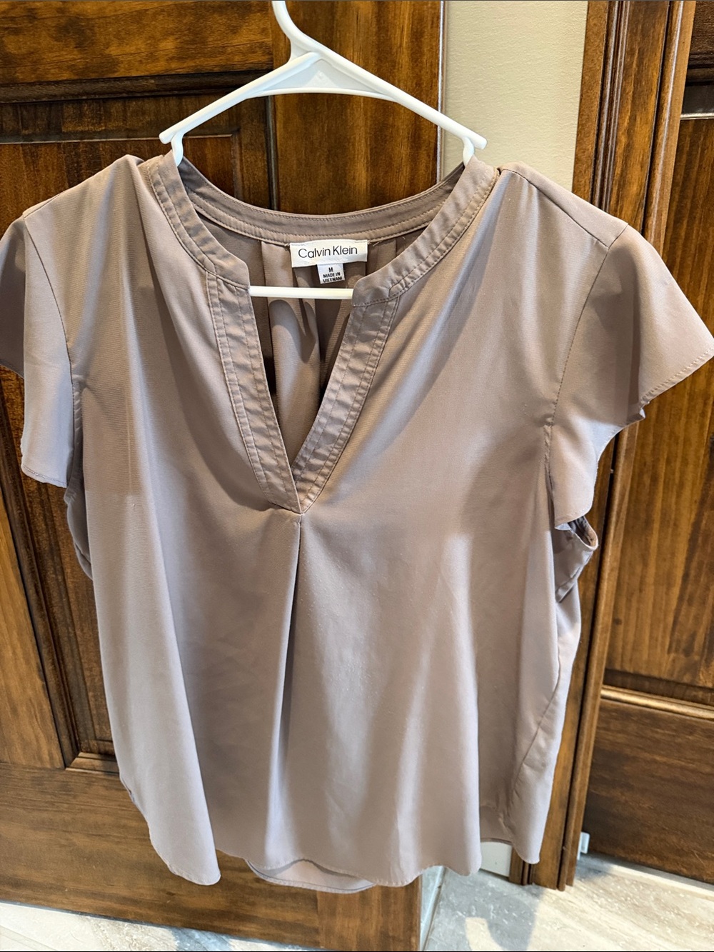 Calvin Klein Taupe V-Neck Cap Sleeve Blouse